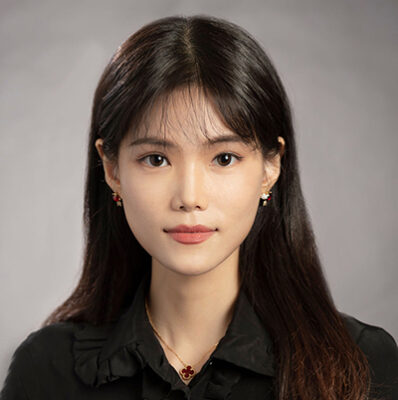 XiYue (Vivian) Zhang